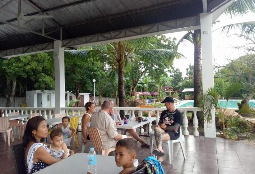 Nocleg ze śniadaniem Medellin Seaview Inn