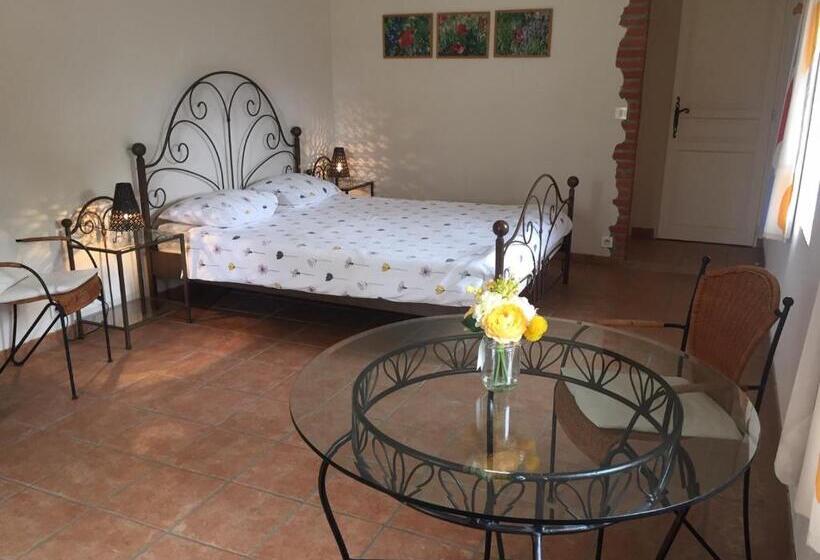 ベッドアンドブレックファースト Pierre De Lune