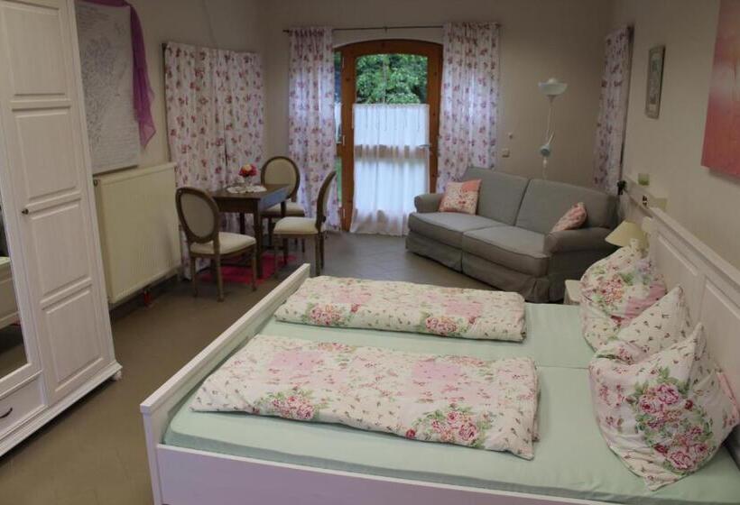 Hotel Reiterbauernhof Schönlehenhof