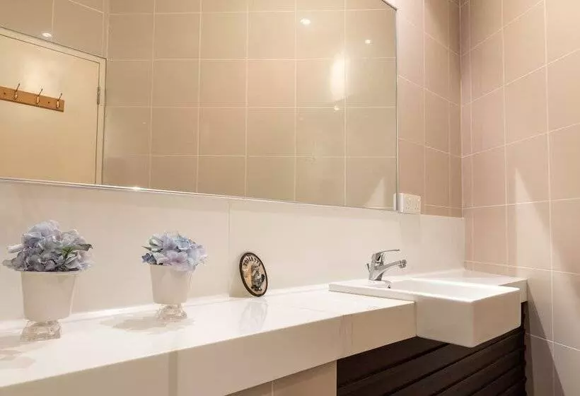 هتل Rosebury Studio Suite By D Imperio Homestay