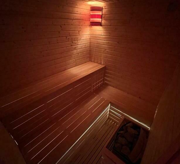 Отель Vis De Apuseni