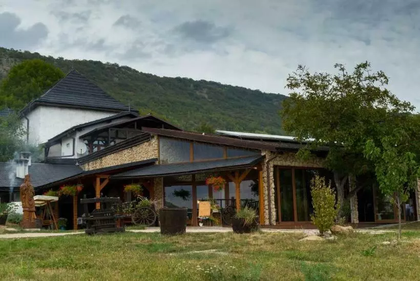 ペンション Granárium