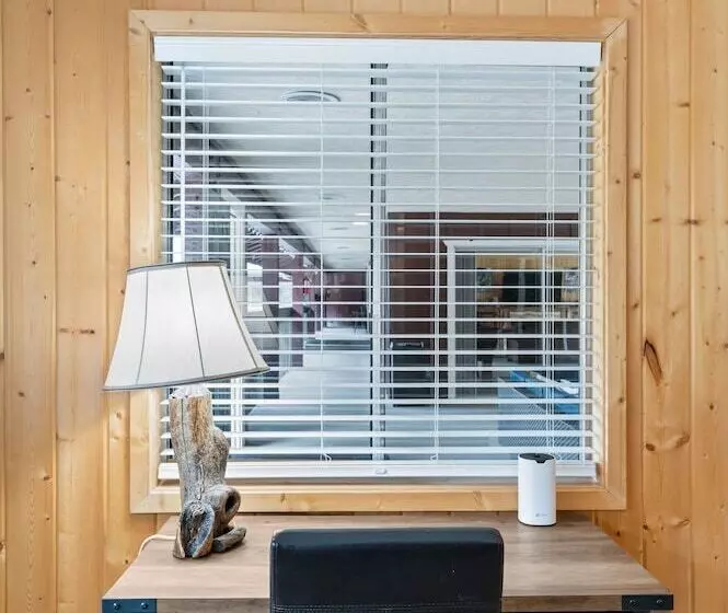 Lomakeskus Indian Creek Lodge