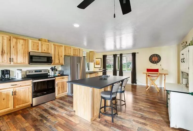 Lomakeskus Indian Creek Lodge