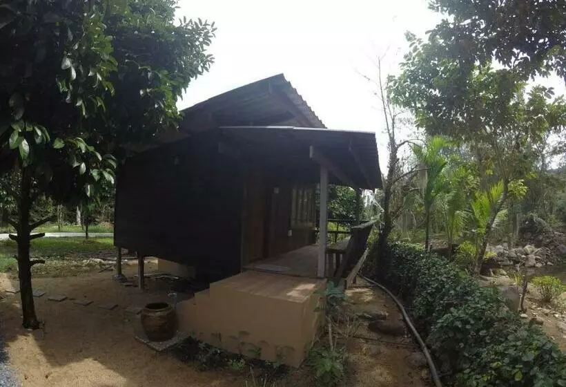 Aamiaismajoitus (B&B) เมี่ยงไม้ รีสอร์ท