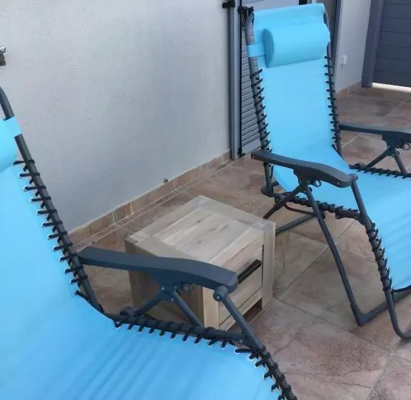 ベッドアンドブレックファースト Casa Basgiu, Chambres Avec Balcon Et Table D Hôtes