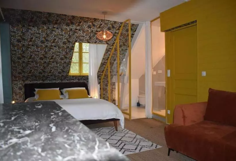 Aamiaismajoitus (B&B) La Maison Des Champs , Chambres D Hotes , Receptions