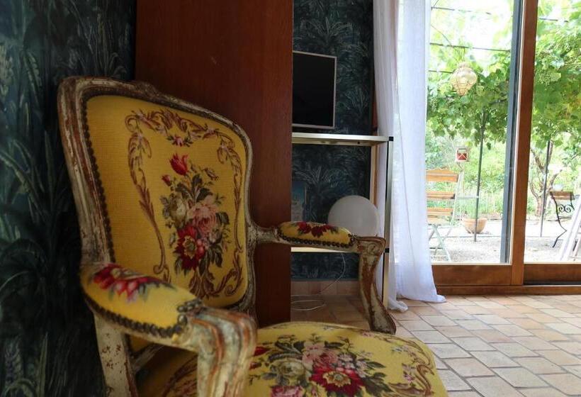 مبيت وإفطار La Maison Des Champs , Chambres D Hotes , Receptions