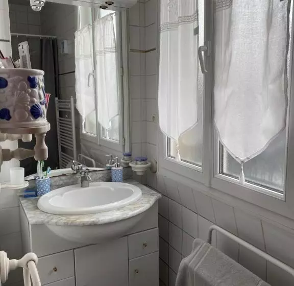 Aamiaismajoitus (B&B) Le Trianon