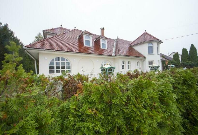 צימר Sungarden Vendégház