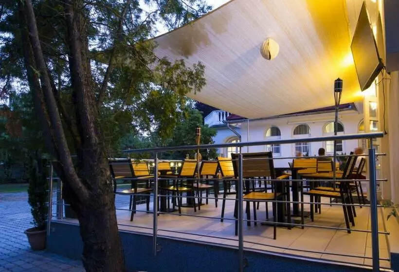 Aamiaismajoitus (B&B) Sungarden Vendégház