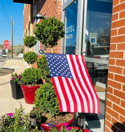 فندق Ec Reed S Mercantile And