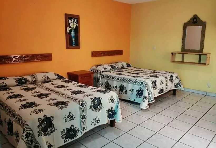 Hotelli Jardín