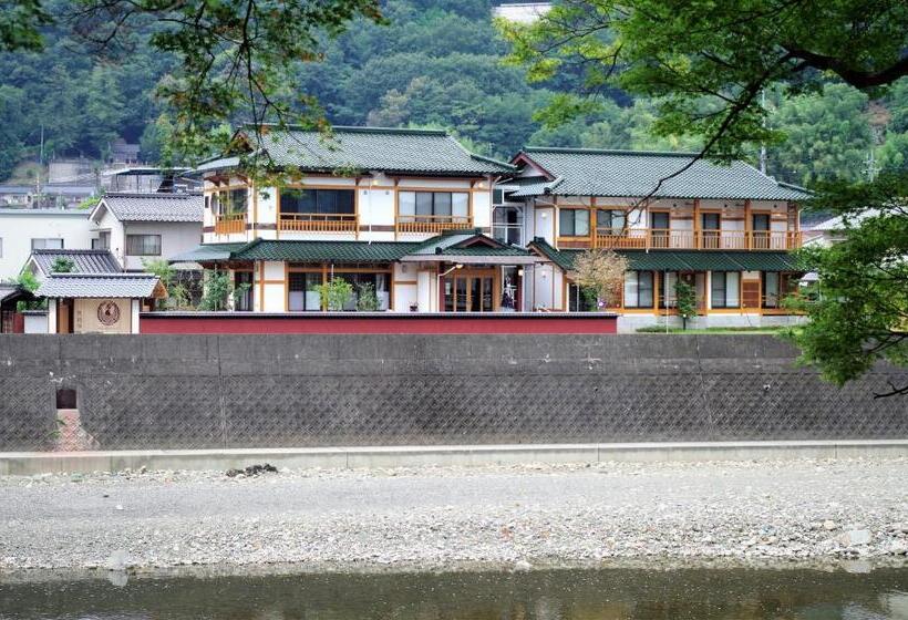 Ibara Denim Hotels 舞鶴楼