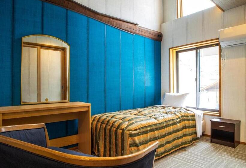 Ibara Denim Hotels 舞鶴楼