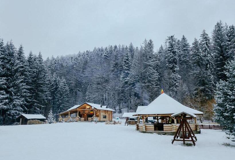 Пансион Cabana Raisa