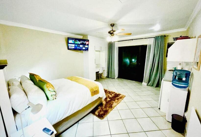 Pension C&c Hotel Vibes Randpark Ridge Jhb 14 Units Available