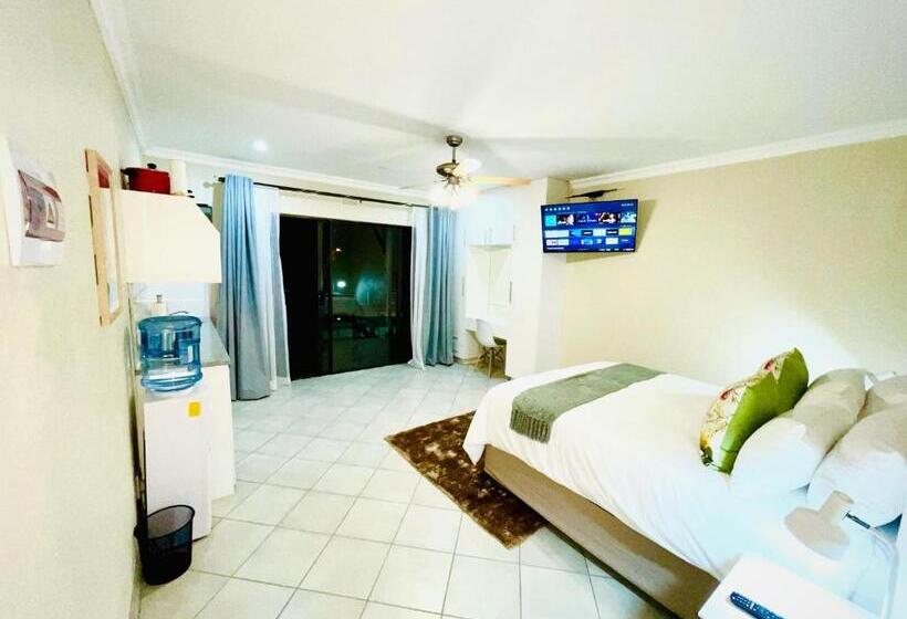 Pension C&c Hotel Vibes Randpark Ridge Jhb 14 Units Available