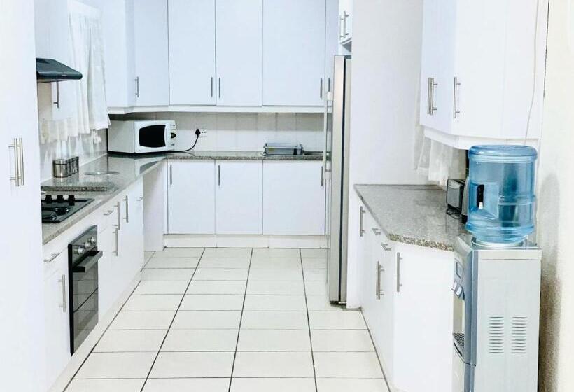 Pension C&c Hotel Vibes Randpark Ridge Jhb 14 Units Available