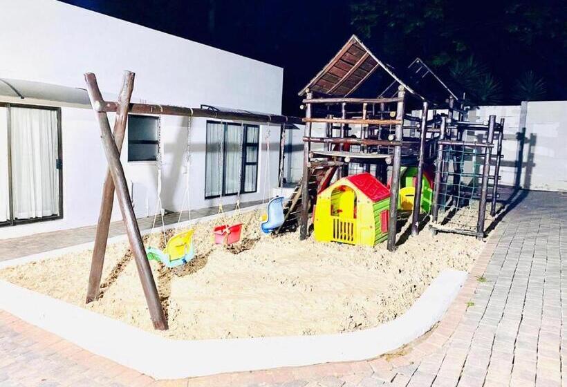 Pension C&c Hotel Vibes Randpark Ridge Jhb 14 Units Available