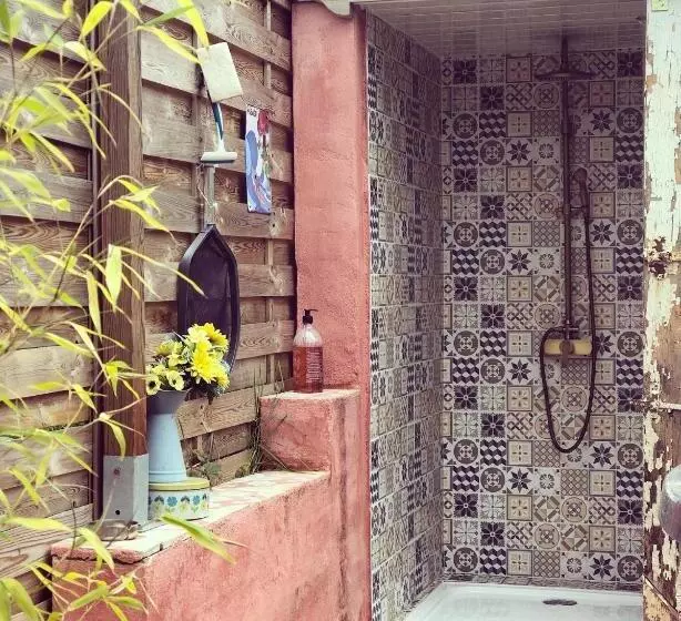 Majatalo Gîte Aurinko : Caravane Avec Bain Nordique