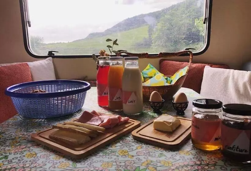 Majatalo Gîte Aurinko : Caravane Avec Bain Nordique