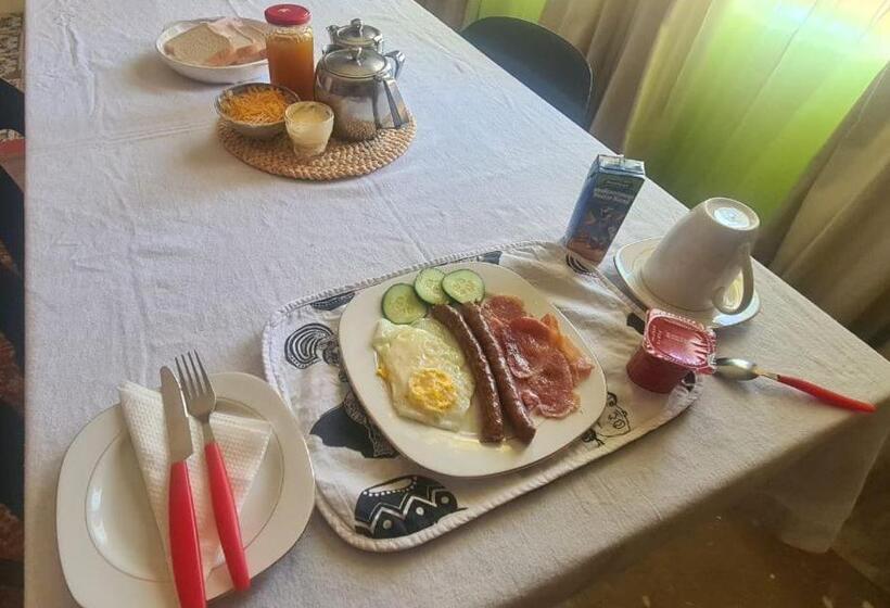 膳宿费 Hollywood Lodge