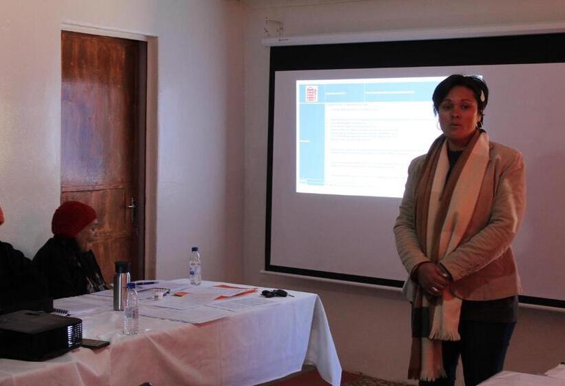 膳宿费 Hollywood Lodge