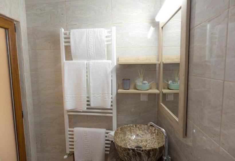 膳宿费 La Helesteu