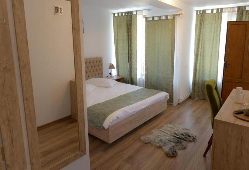 膳宿费 La Helesteu