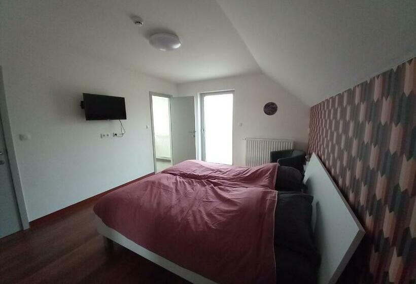 פנסיון Les Jardins Du Gauquier