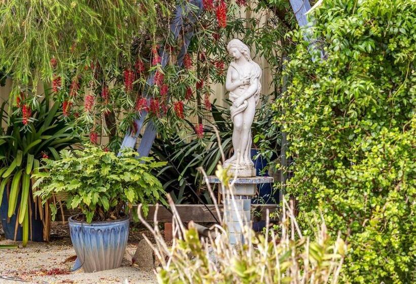 Wagin Cottage Garden Bed And Breakfast