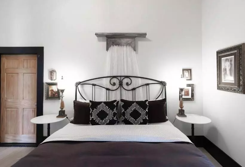 Retkeilymaja Beard And Lady Inn