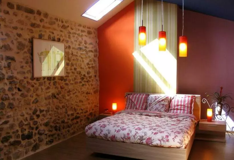 Aamiaismajoitus (B&B) 4 Collines