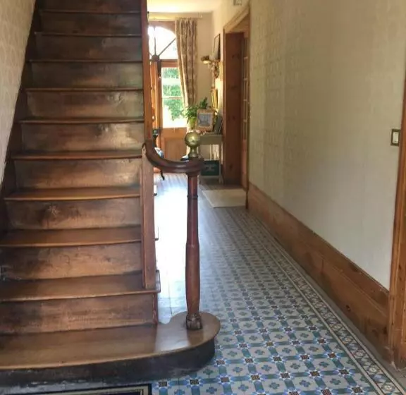 ベッドアンドブレックファースト Au Charme Des Pommiers