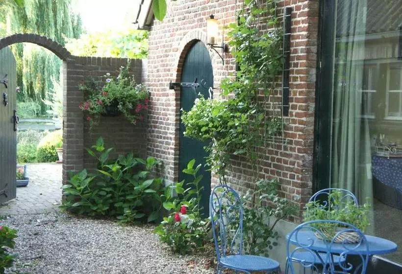 Aamiaismajoitus (B&B) Bed And Garden Alde Coninckshof