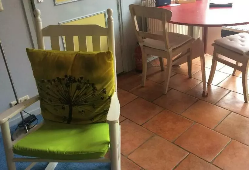 Aamiaismajoitus (B&B) Bed And Garden Alde Coninckshof