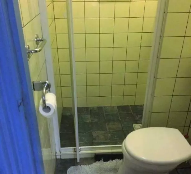 Aamiaismajoitus (B&B) Bed And Garden Alde Coninckshof