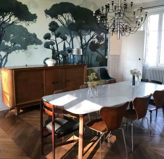 Aamiaismajoitus (B&B) Domaine De Chauvincourt