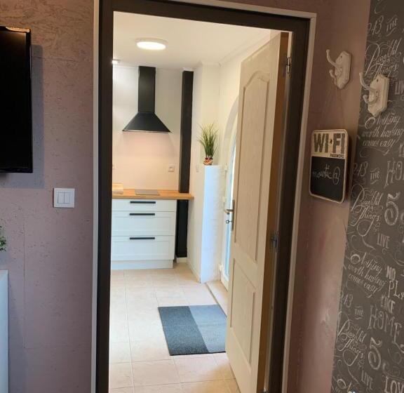 مبيت وإفطار Le Nid De Cigognes