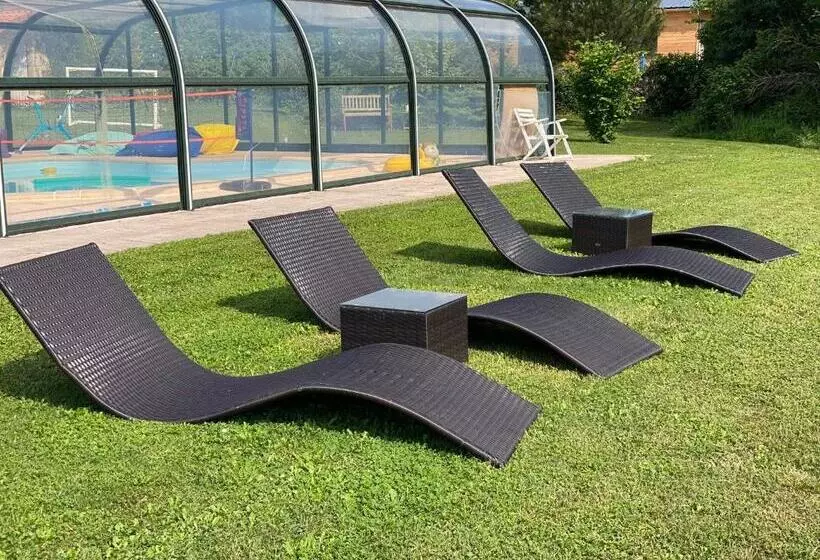 ベッドアンドブレックファースト Montaillon Chambres D Hôtes