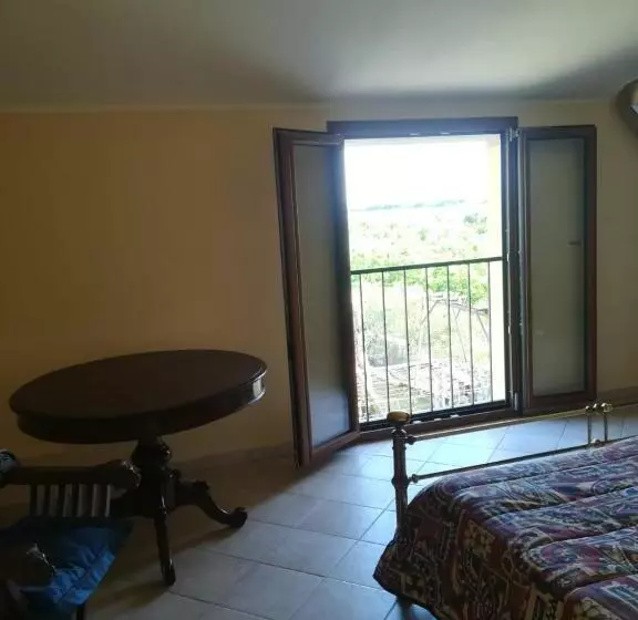 هتل Agriturismo Terra Del Sole