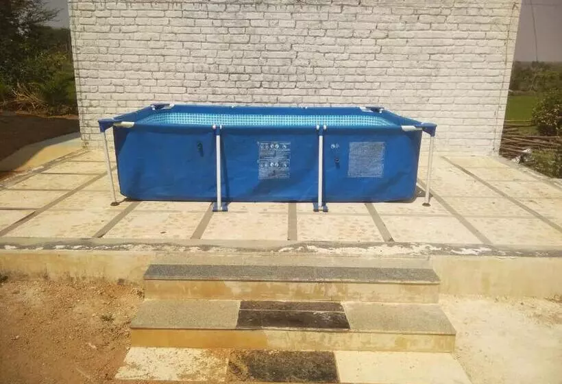 Hotelli Bliss Farm Stay  Jasmine