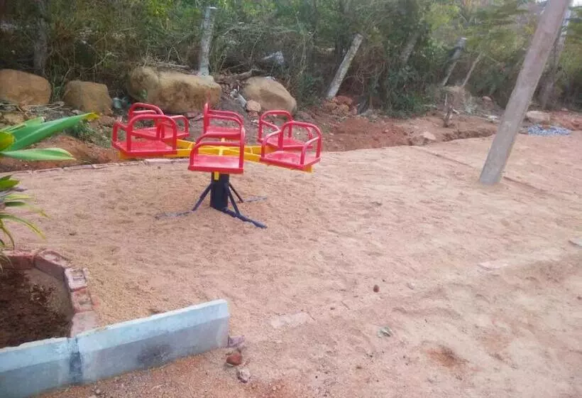 Hotelli Bliss Farm Stay  Jasmine