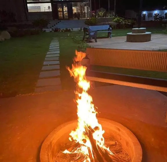 Hotelli Bliss Farm Stay  Jasmine