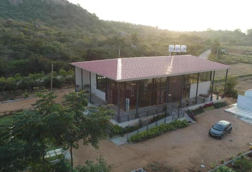 Отель Bliss Farm Stay Jasmine