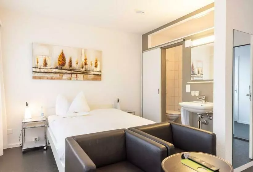 ホテル Bären Niederscherli