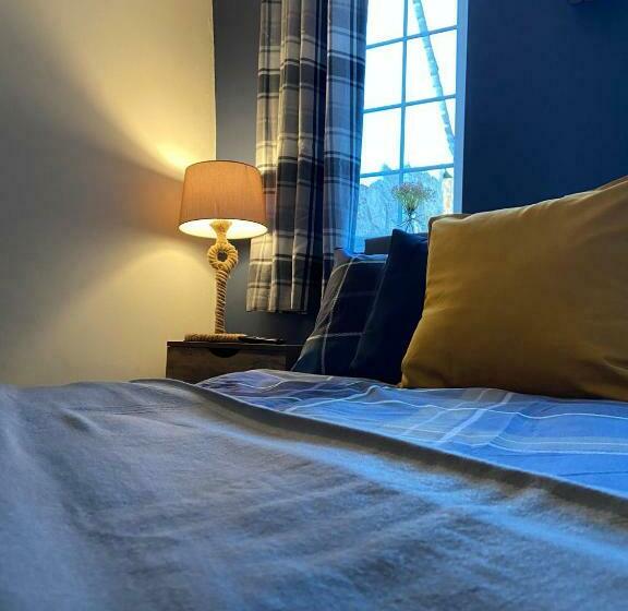 فندق Chainbridge Usk Riverside Gastro Pub And Accommodation