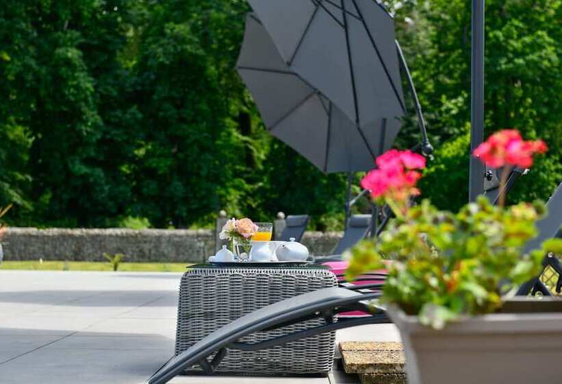 Пансион Chateau De Heaas