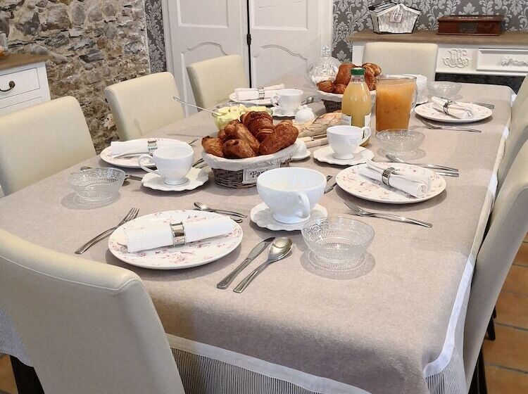 Пансион Chateau De Heaas